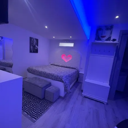 Maison Rinaldi Srl فندق مبيت وإفطار