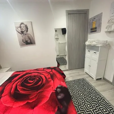 فندق مبيت وإفطار Maison Rinaldi Srl تريدجانو