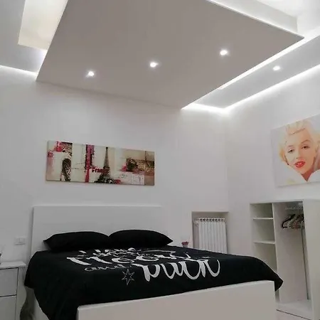 Maison Rinaldi Srl فندق مبيت وإفطار